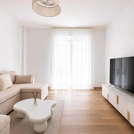 Nahara 10 Min To Apartman San Remo